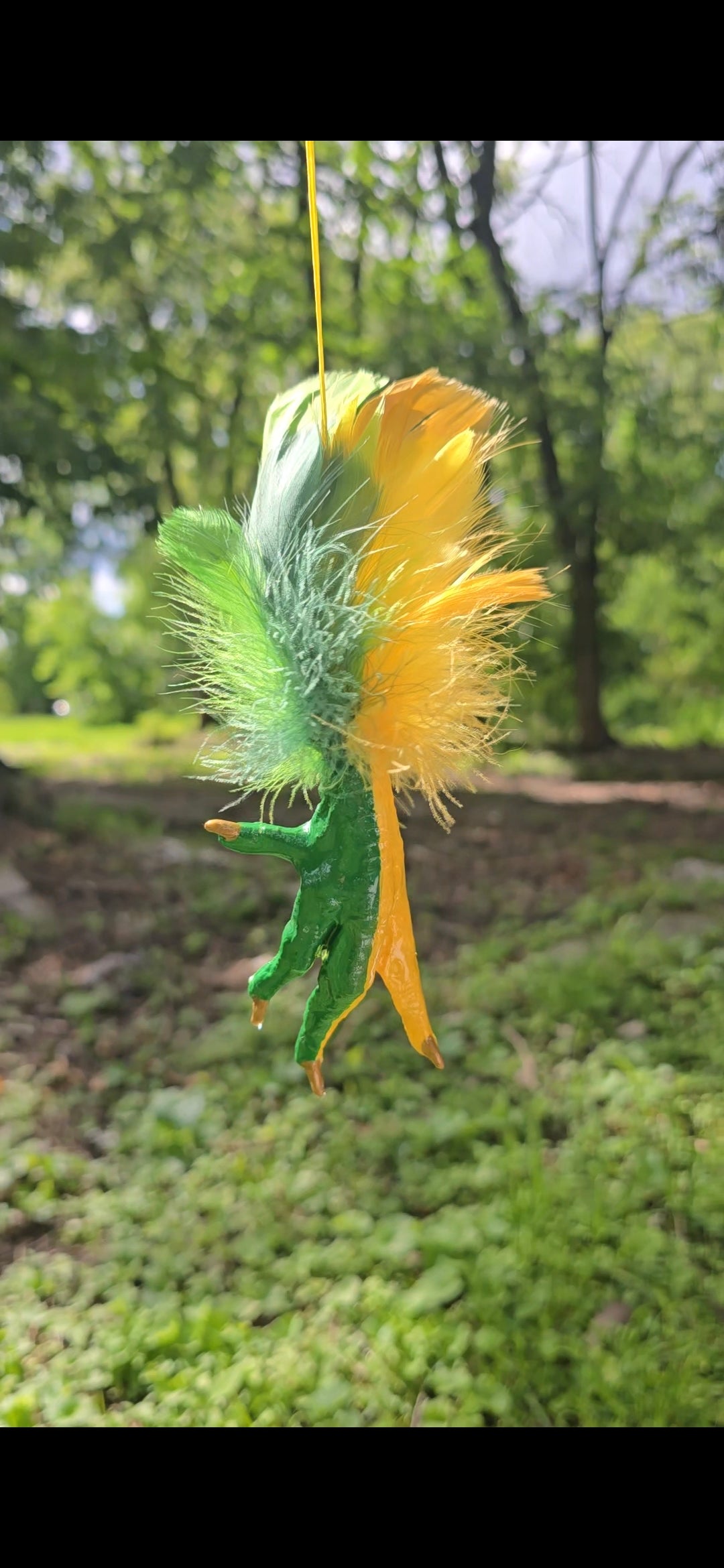 Mardi Gras Themed Chicken Foot necklace (green and yellow)