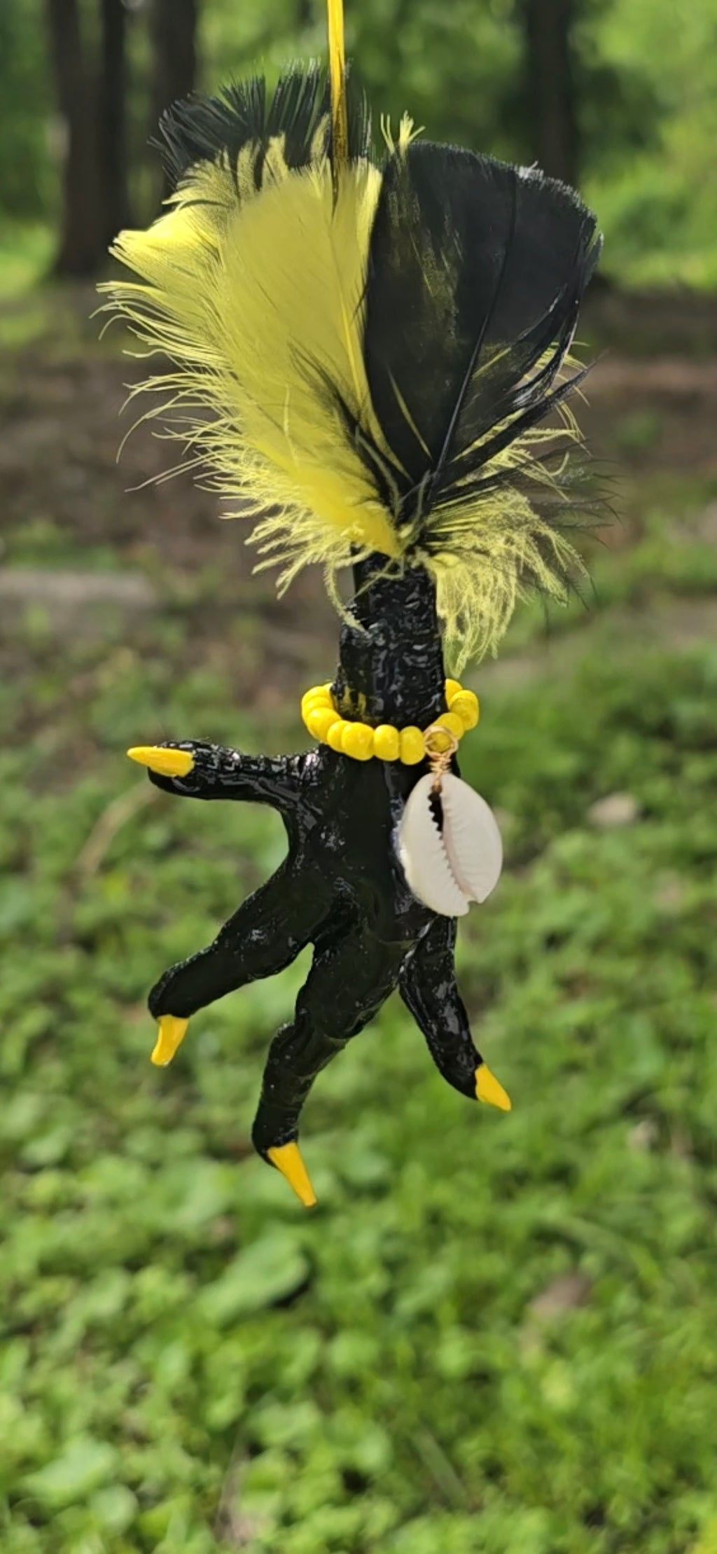 Black And Yellow Chicken Foot Necklace